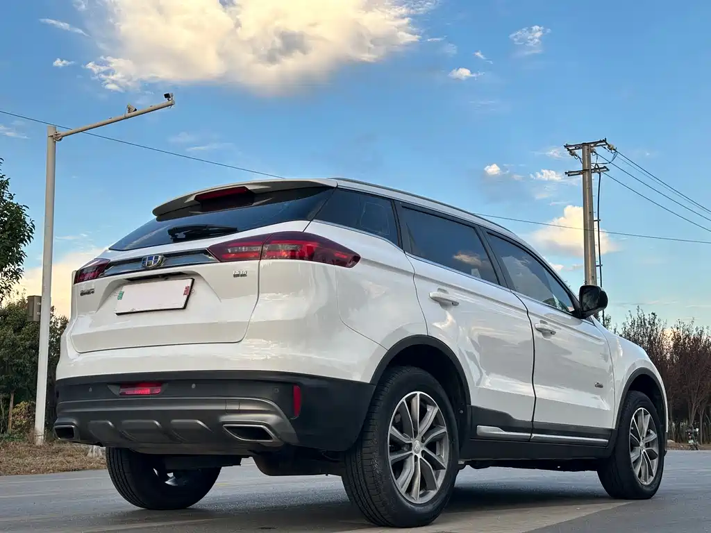 Geely Boyue — миниатюра 7
