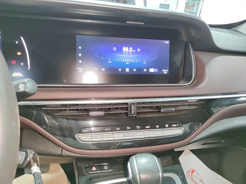 GAC Motor Trumpchi M6 — миниатюра 13