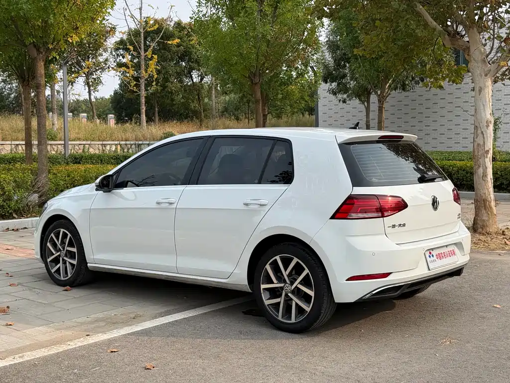 Volkswagen Golf — миниатюра 20