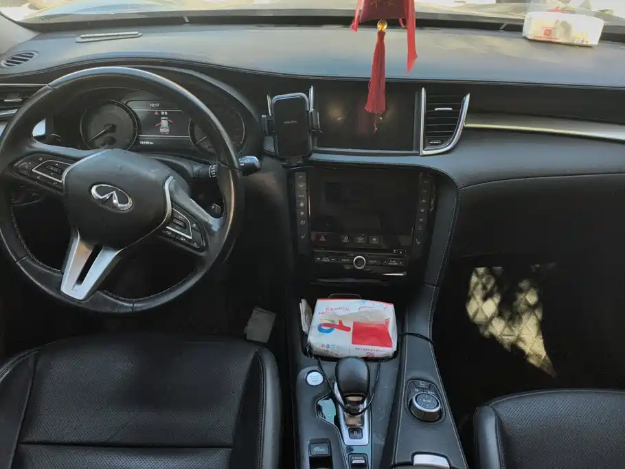 Infiniti QX50 — миниатюра 12