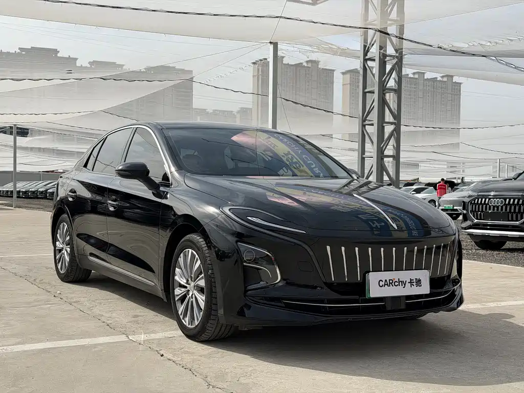 Hongqi Hongqi E-QM5 — миниатюра 3