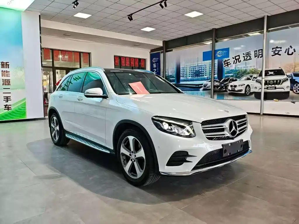Mercedes-Benz GLC 2017 GLC 260 4MATIC Luxury