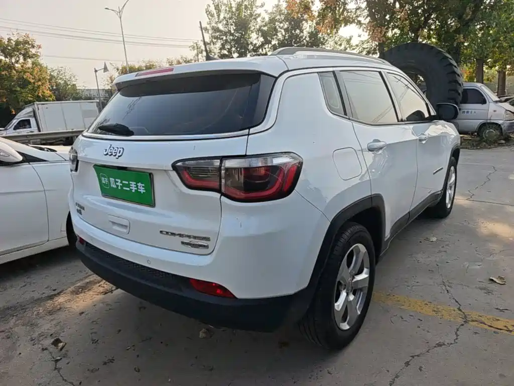 Jeep Compass — миниатюра 7