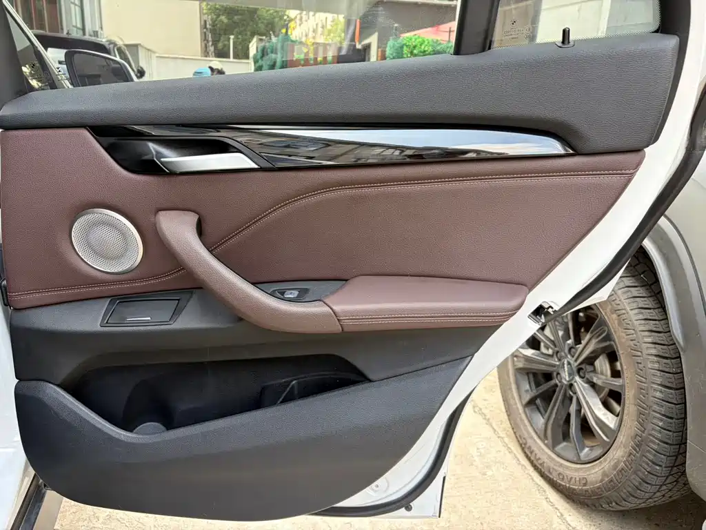 BMW X1 — миниатюра 18