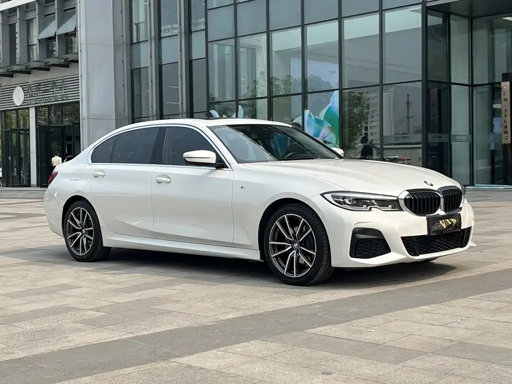 BMW 3 Series — миниатюра 3