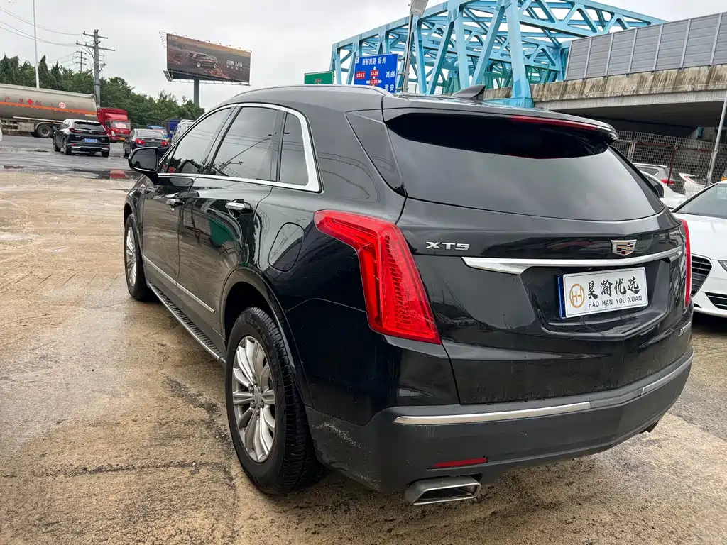 Cadillac XT5 — миниатюра 9
