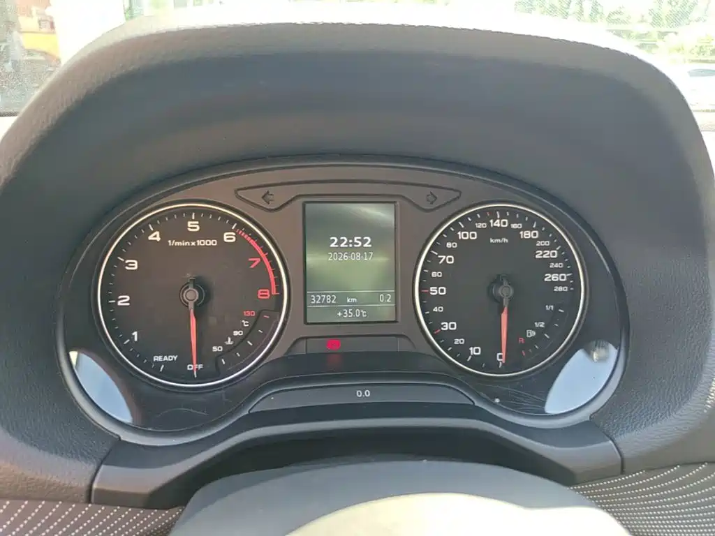 Audi Q2L — миниатюра 12