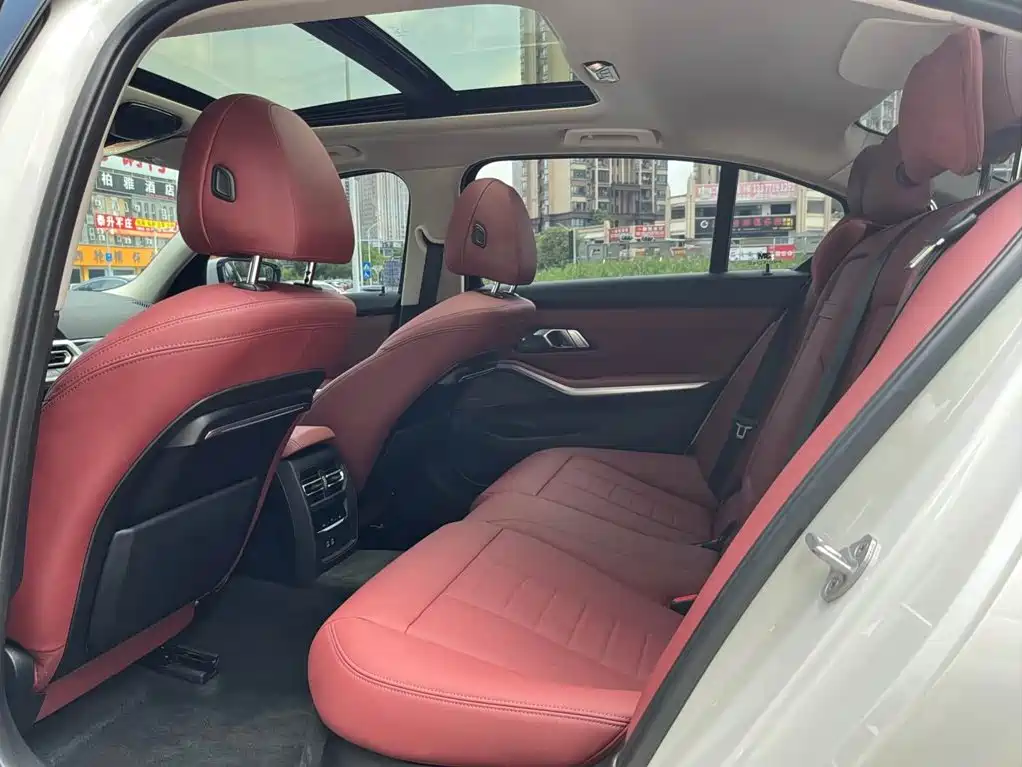 BMW 3 Series — миниатюра 19