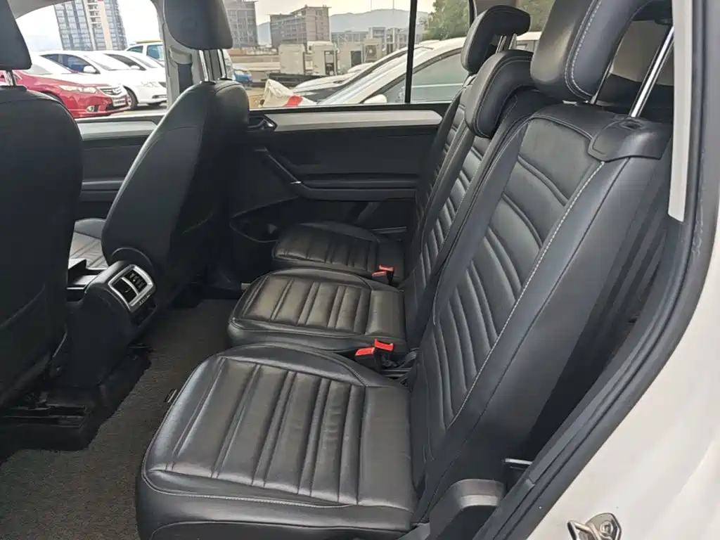 Volkswagen Touran — миниатюра 17