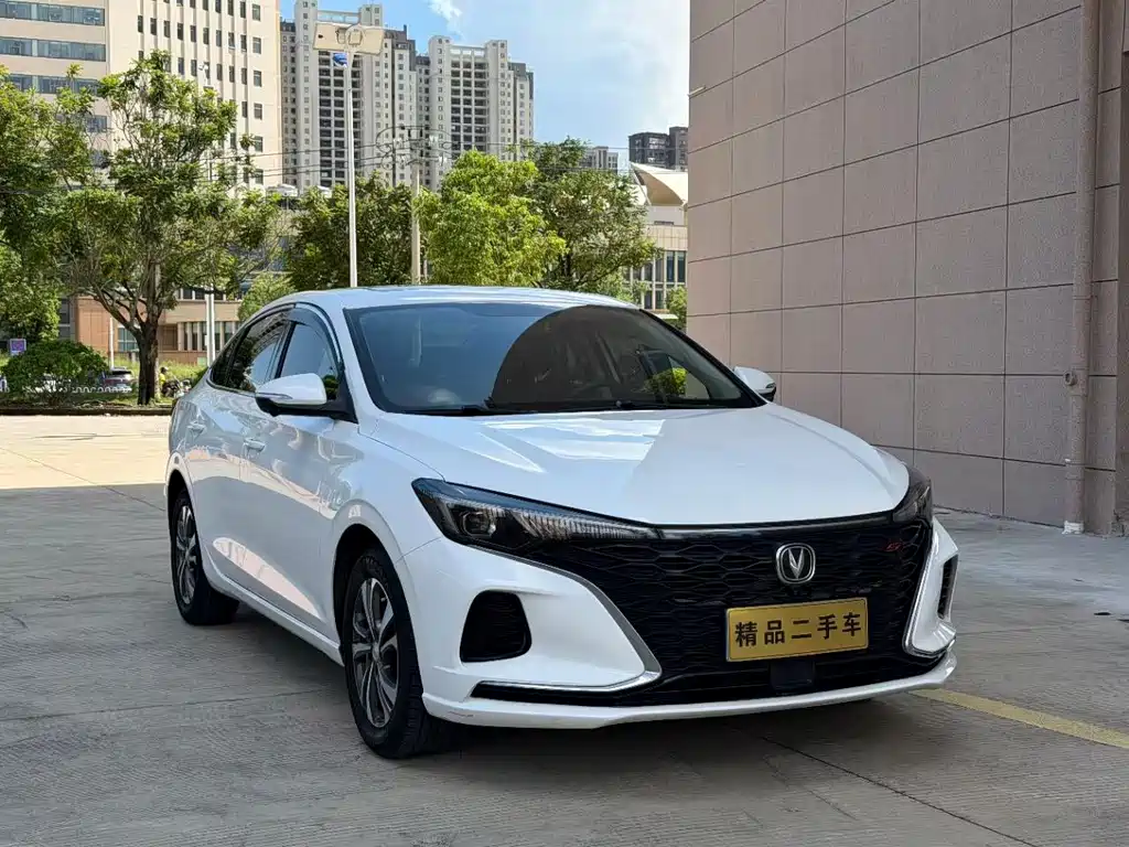 Changan Eado — миниатюра 3