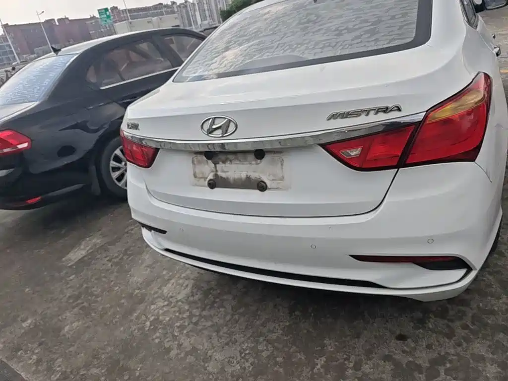 Hyundai Mistra — миниатюра 6