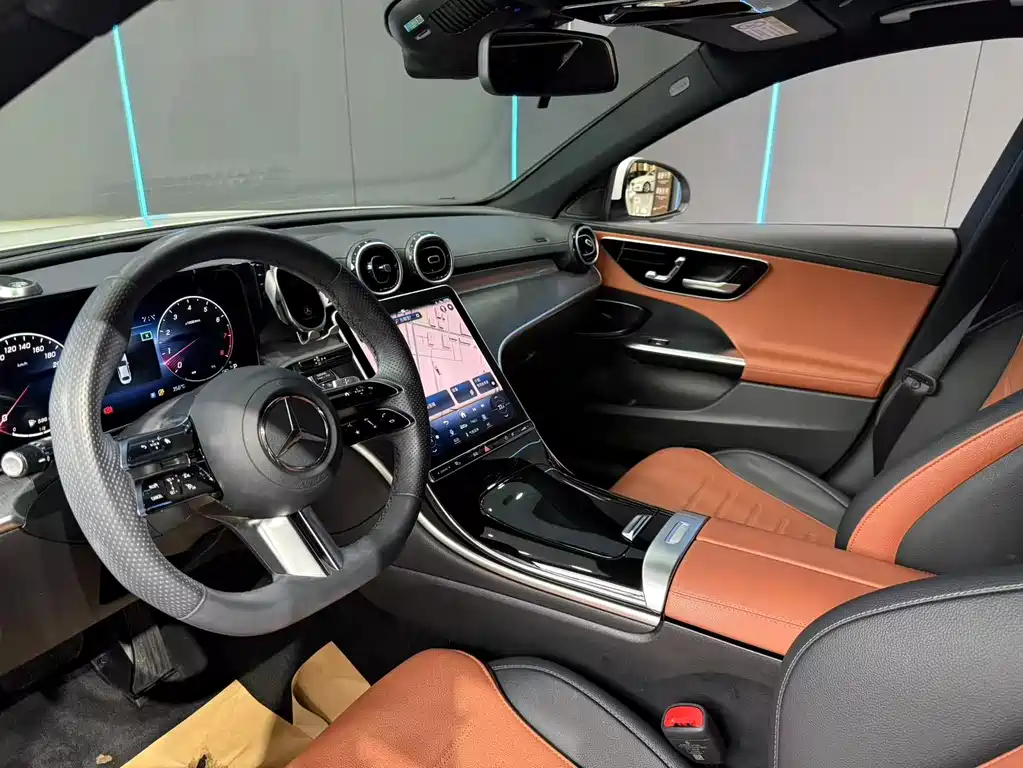Mercedes-Benz C-Class — миниатюра 11