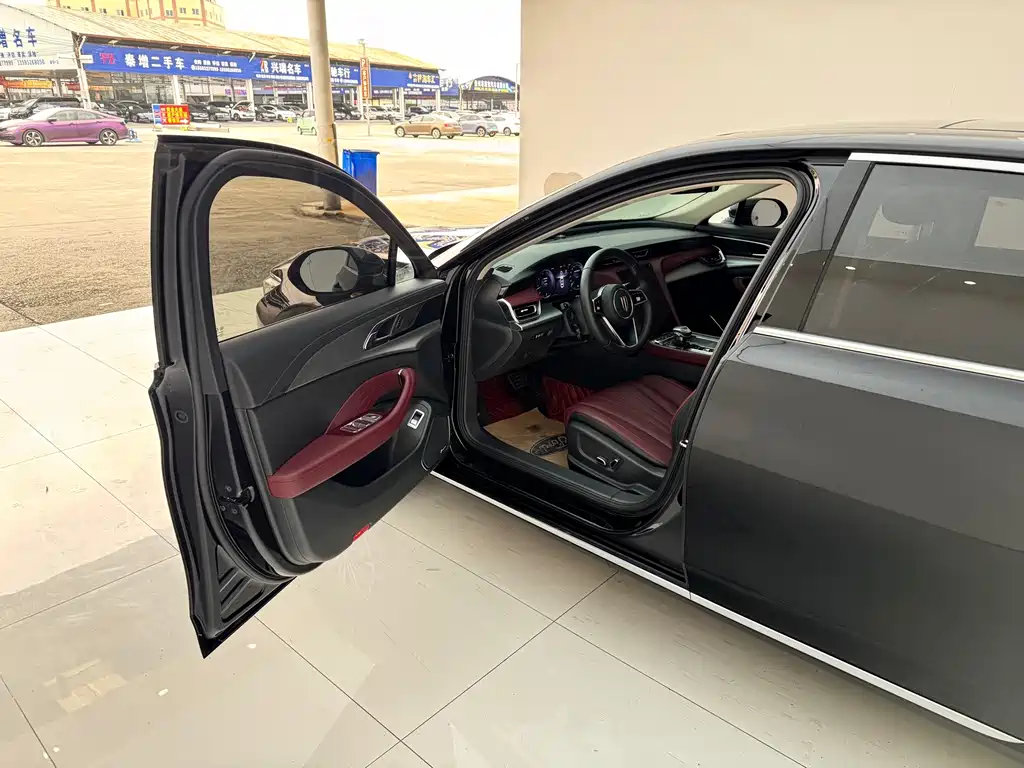 Hongqi Hongqi H5 — миниатюра 6