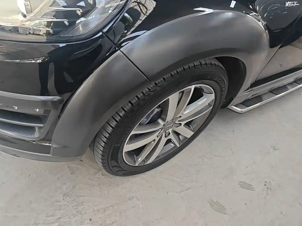 Audi Q7 — миниатюра 23