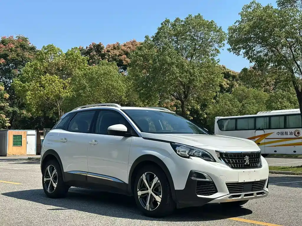 Peugeot 4008 — миниатюра 3