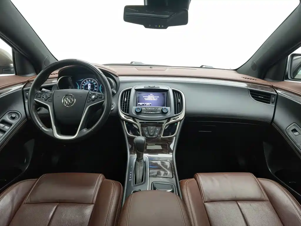 Buick LaCrosse — миниатюра 5