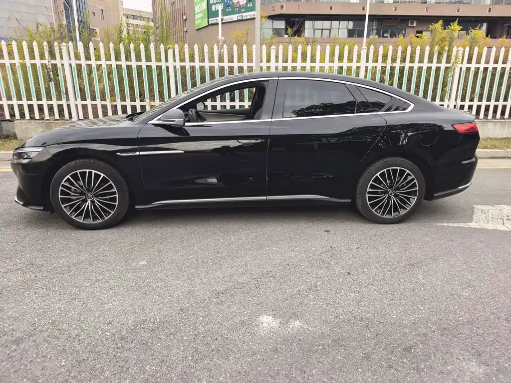 BYD Han — миниатюра 14