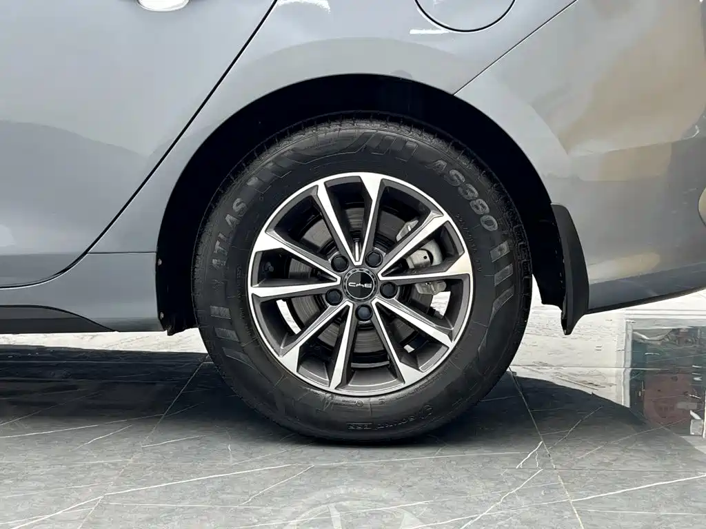 BYD Destroyer 05 — миниатюра 24