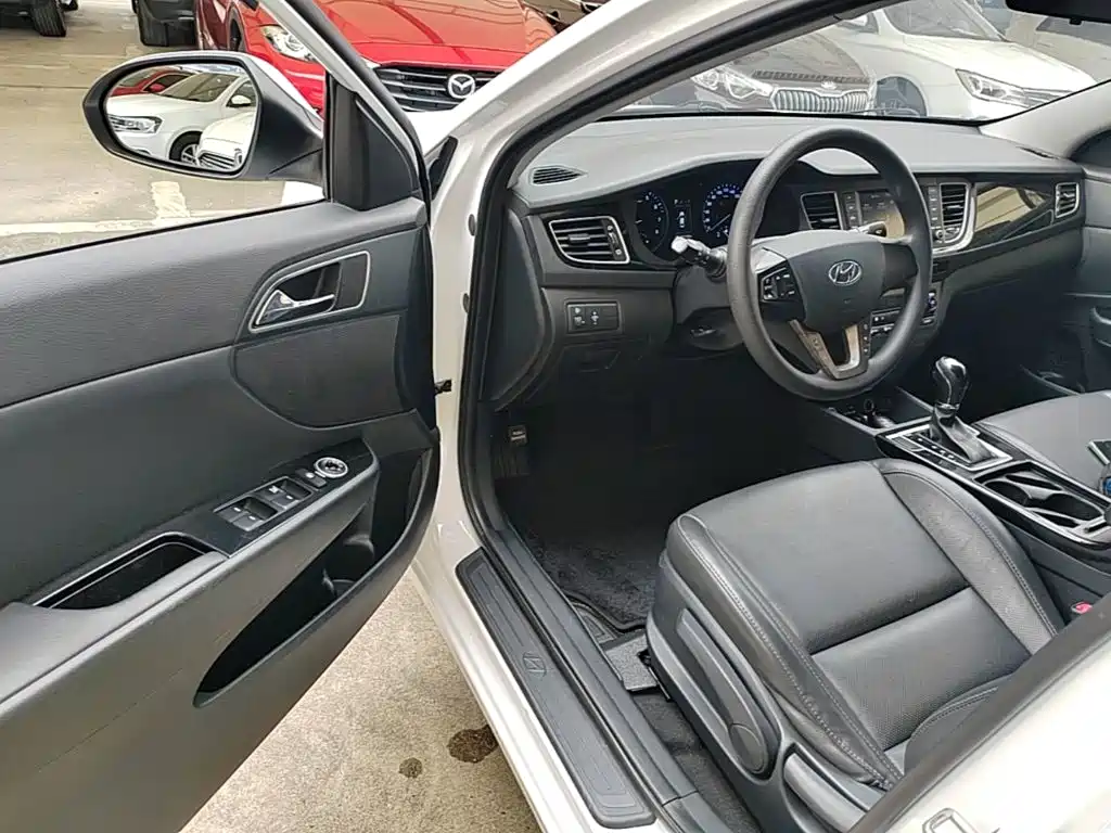 Hyundai Mistra — миниатюра 16
