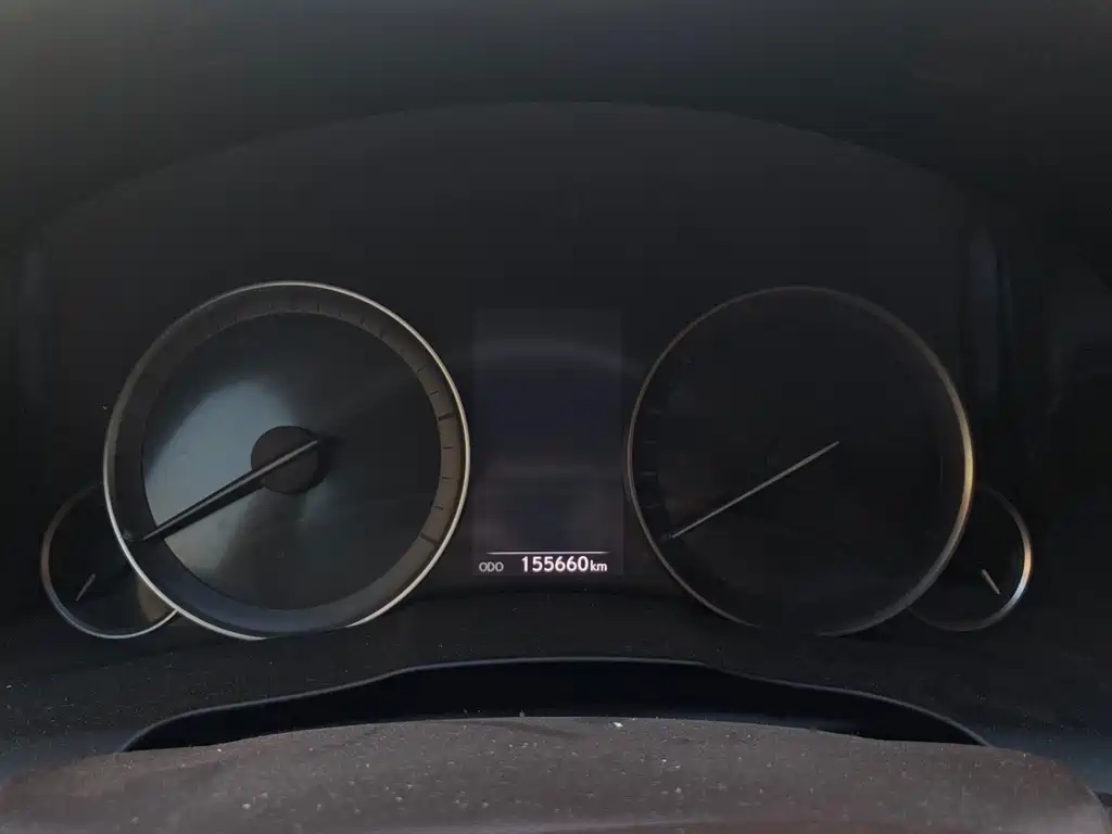 Lexus ES — миниатюра 13
