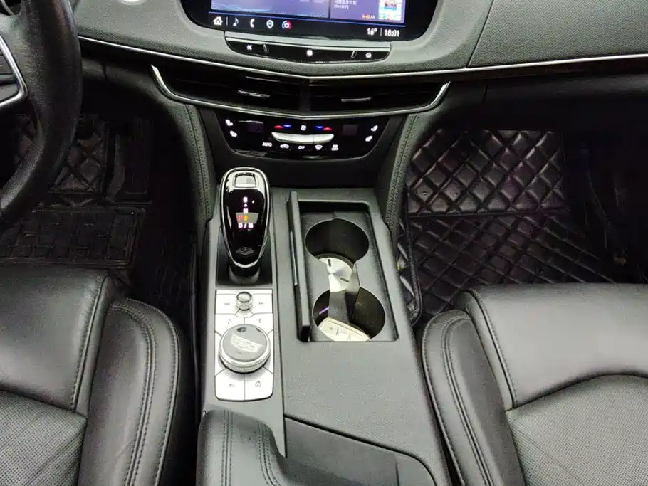 Cadillac CT6 — миниатюра 16