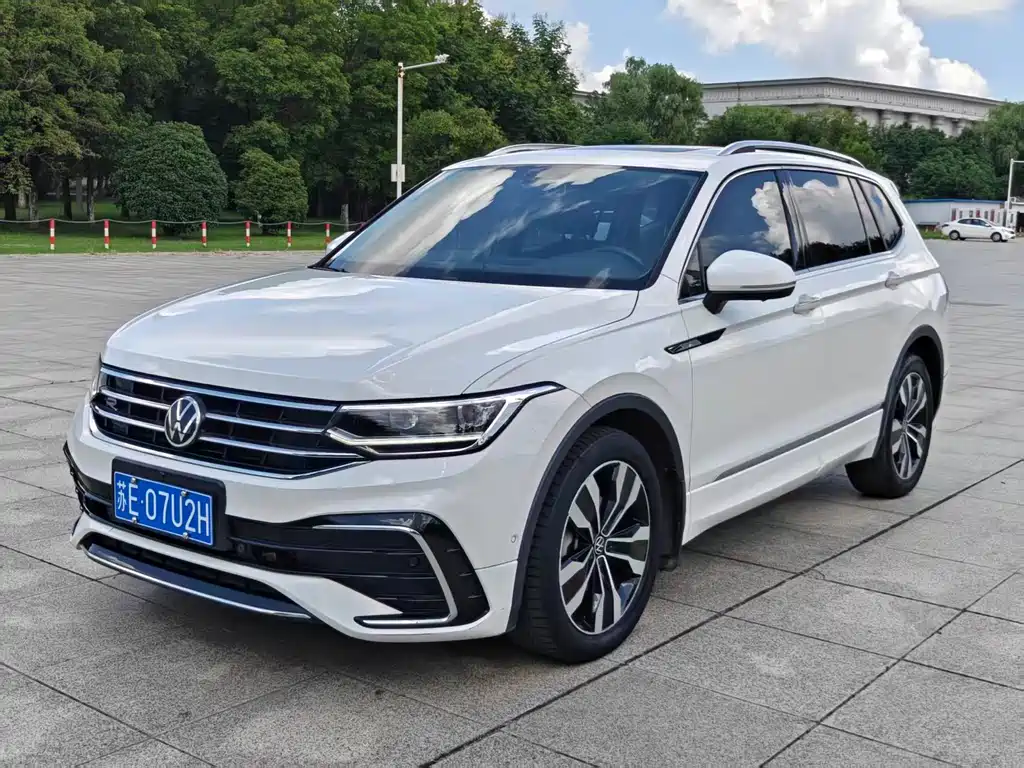 Volkswagen Tiguan L — миниатюра 7