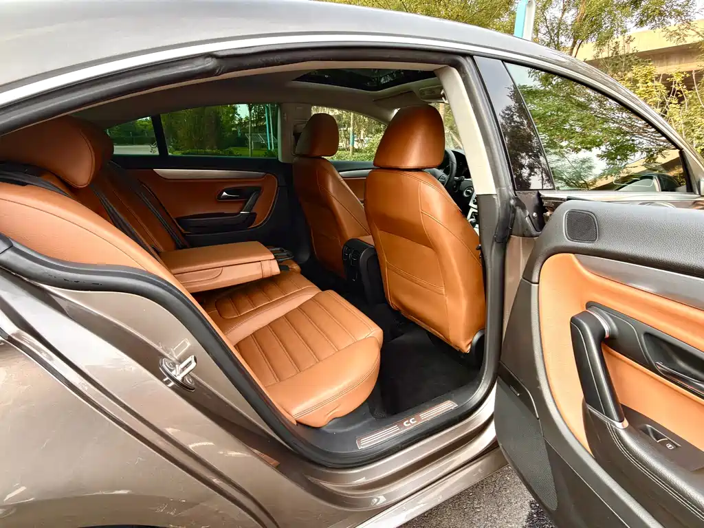 Volkswagen CC — миниатюра 6