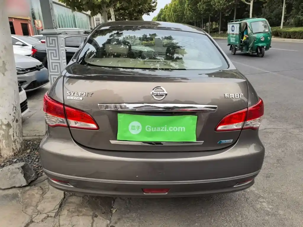 Nissan Sylphy — миниатюра 6