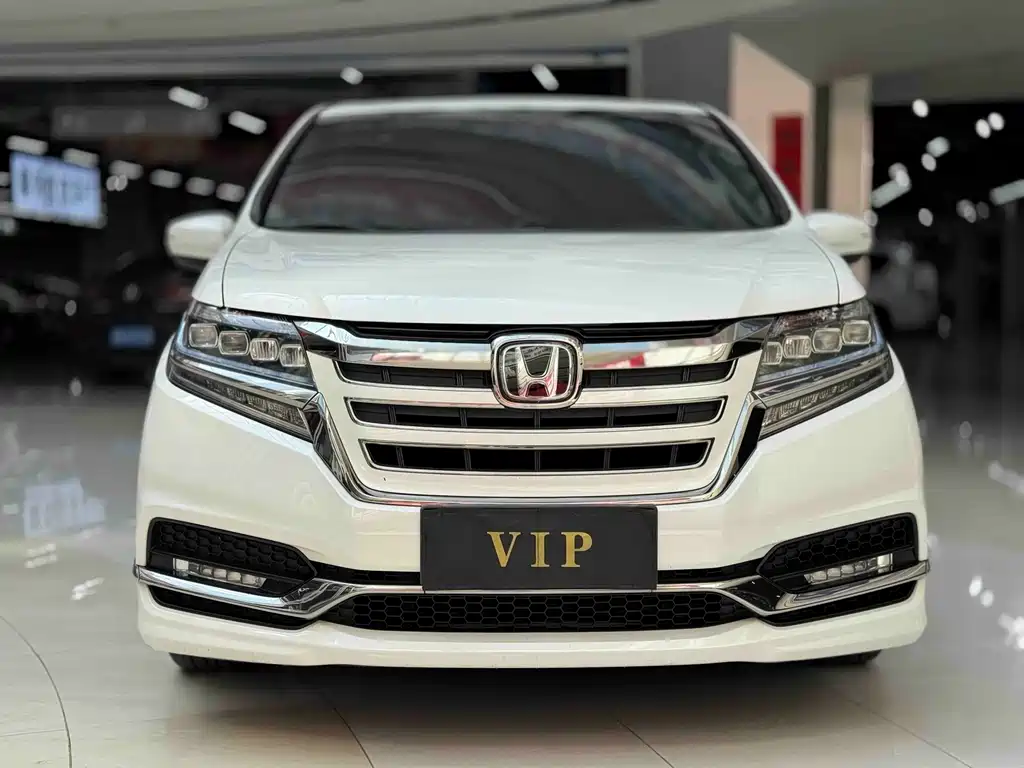 Honda Elysion — миниатюра 2