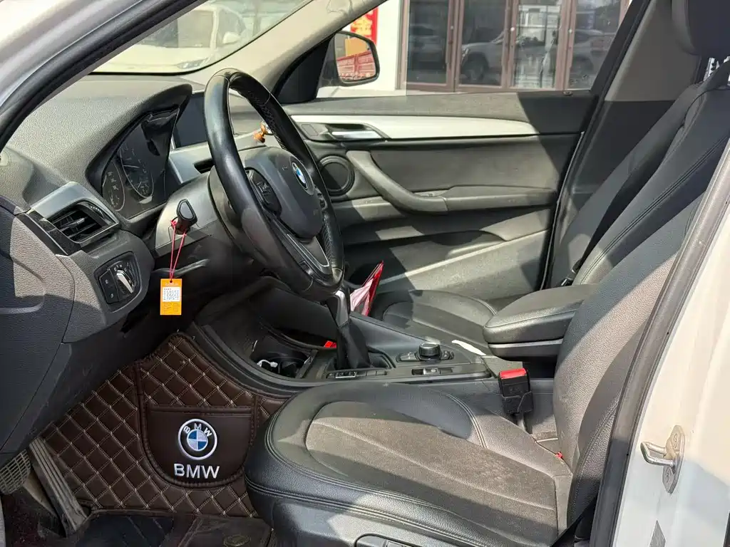 BMW X1 — миниатюра 4