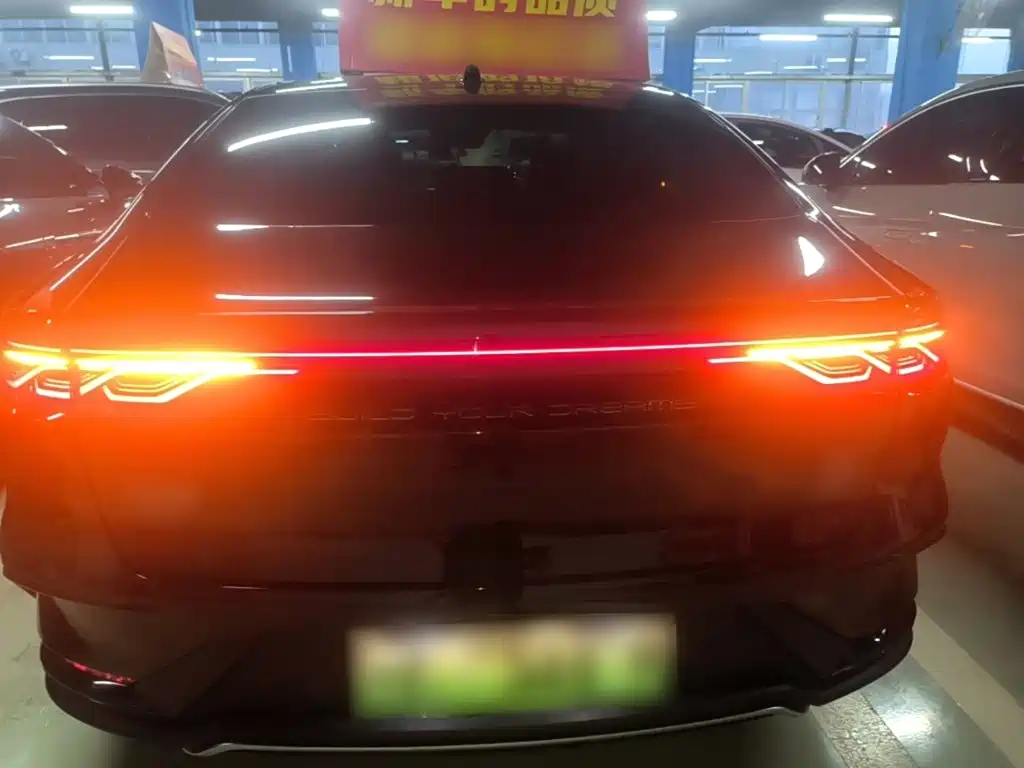 BYD Han — миниатюра 6