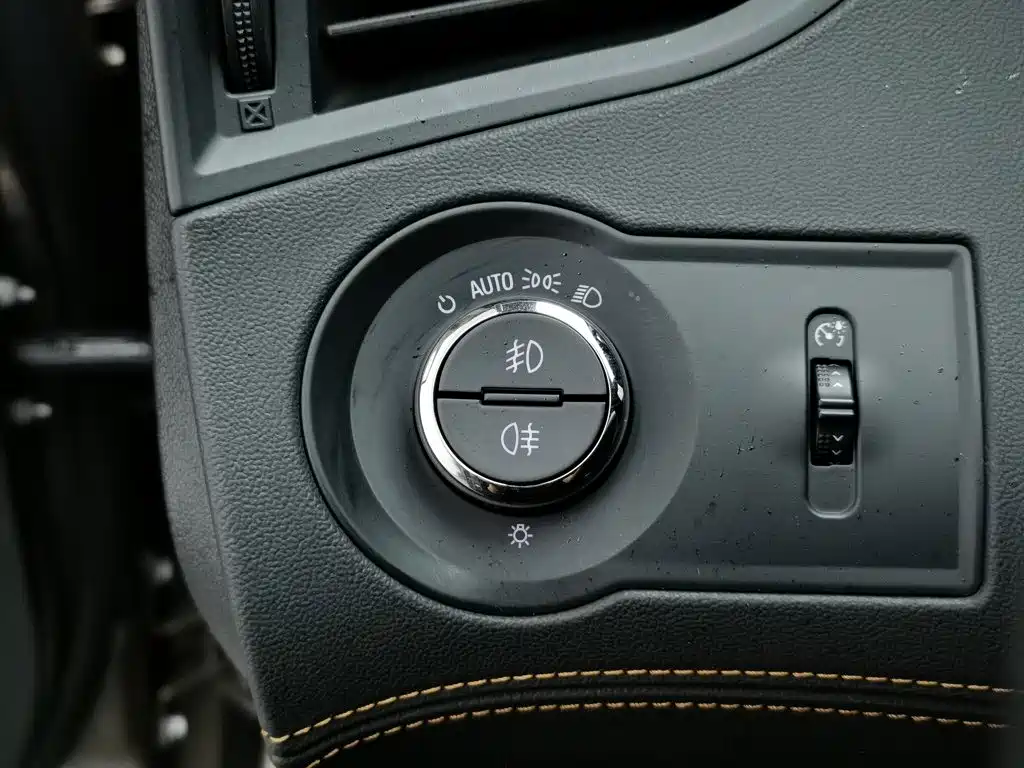 Buick LaCrosse — миниатюра 21