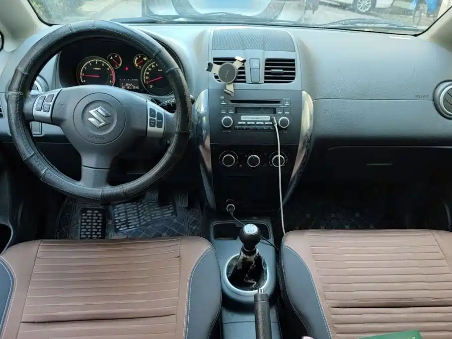 Suzuki SX4 — миниатюра 14