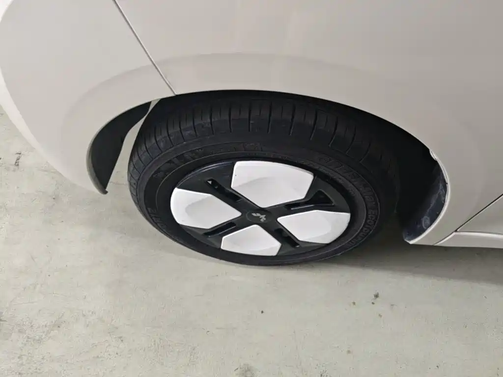 Wuling MINIEV — миниатюра 23