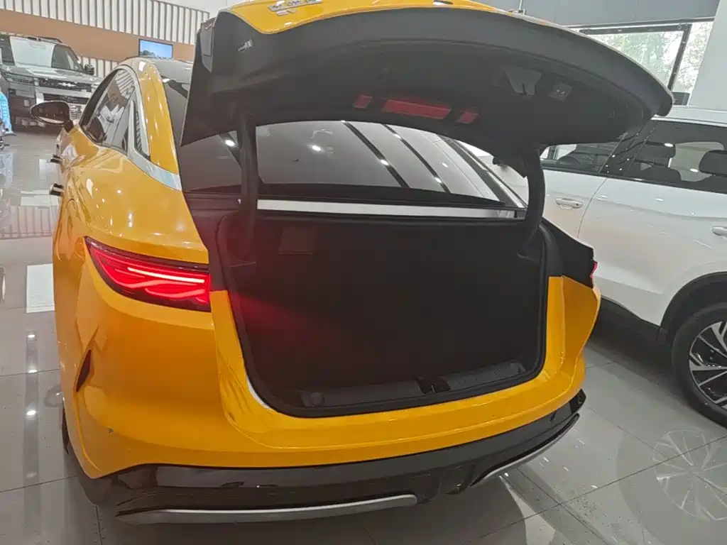 BYD Han L — миниатюра 19