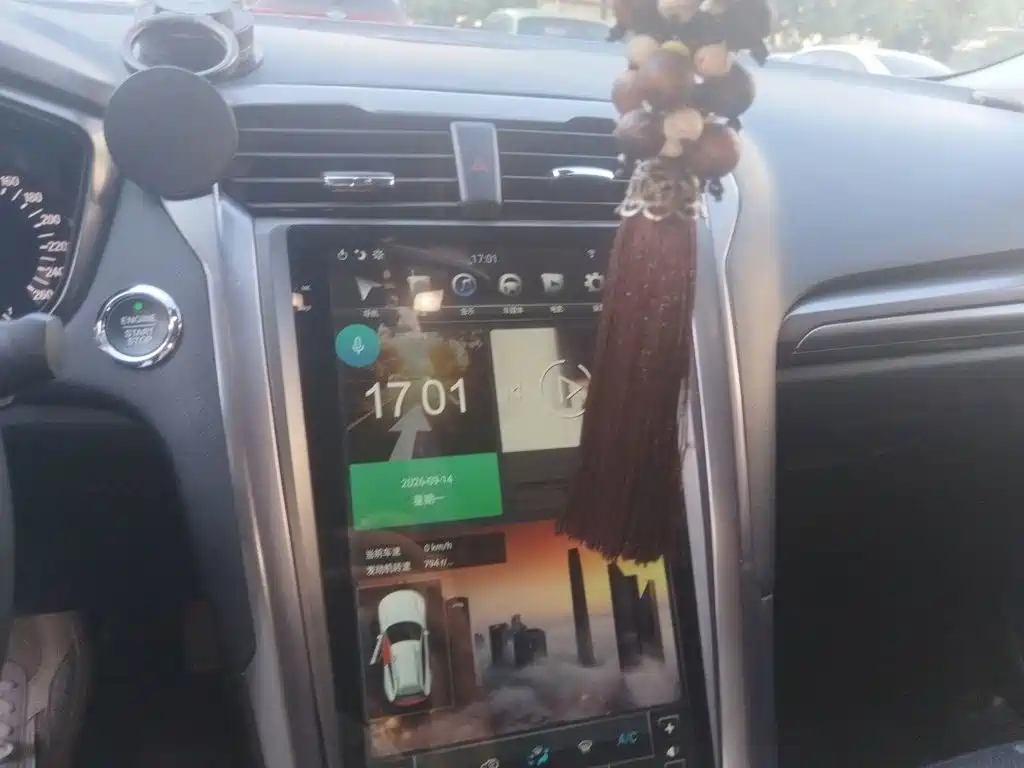 Ford Mondeo — миниатюра 14
