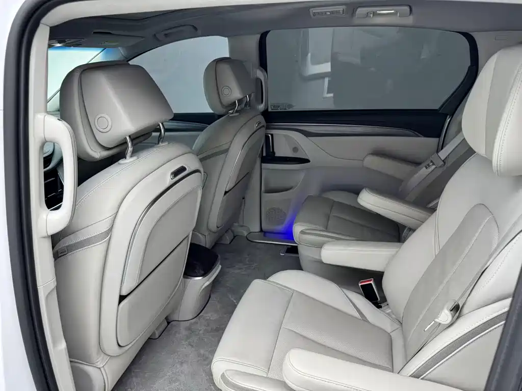 Buick GL8 2023 ES Premium