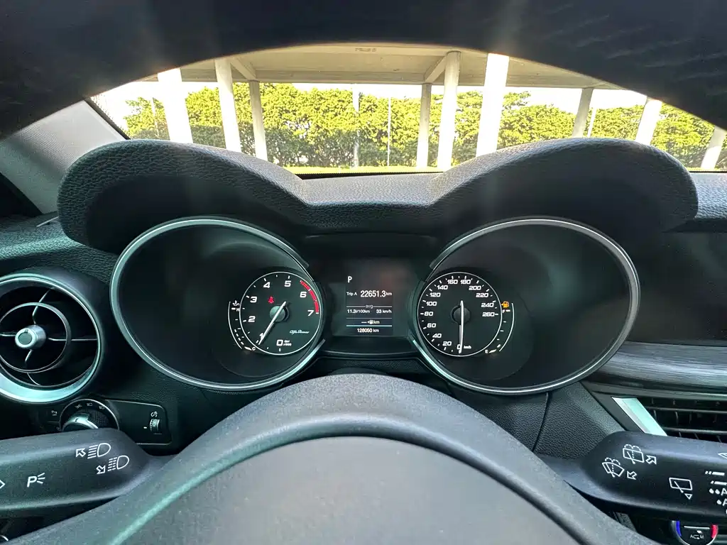 Alfa Romeo Stelvio — миниатюра 5
