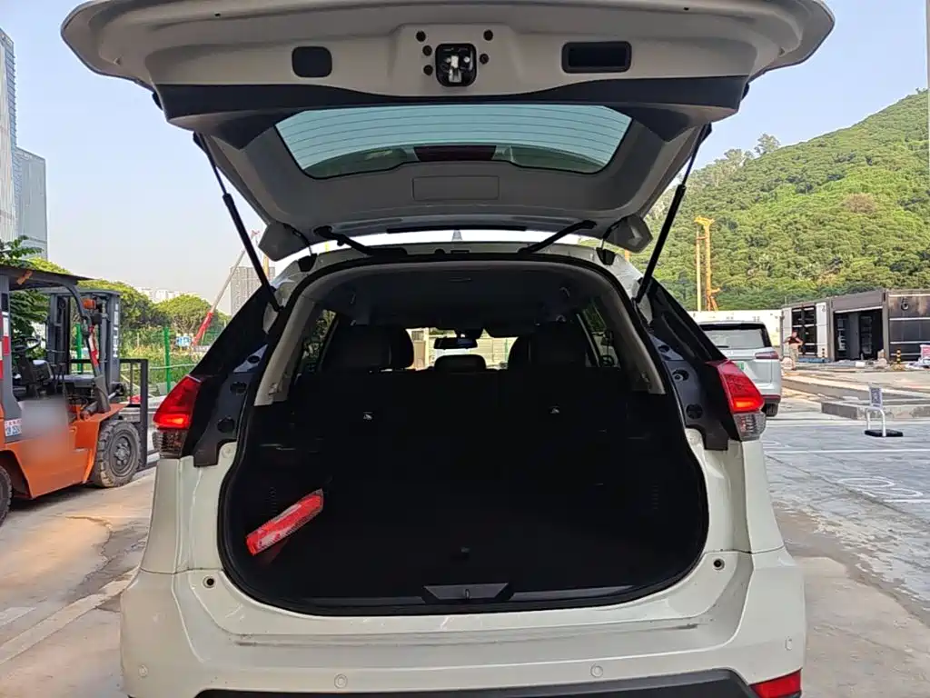 Nissan X-Trail — миниатюра 19