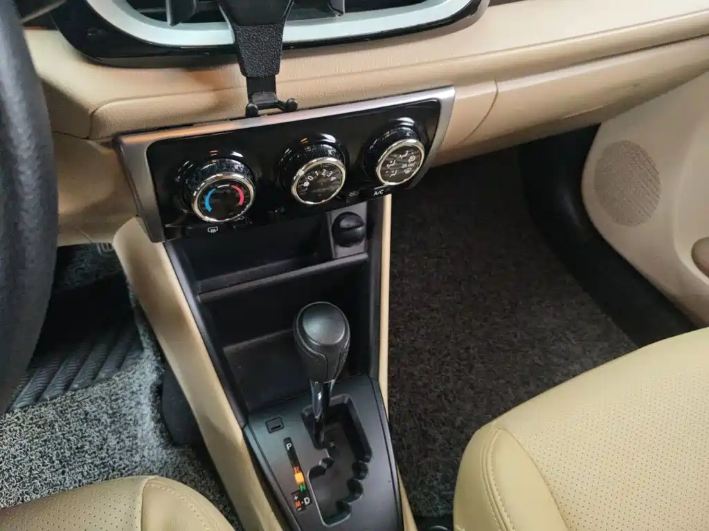 Toyota Vios FS — миниатюра 7
