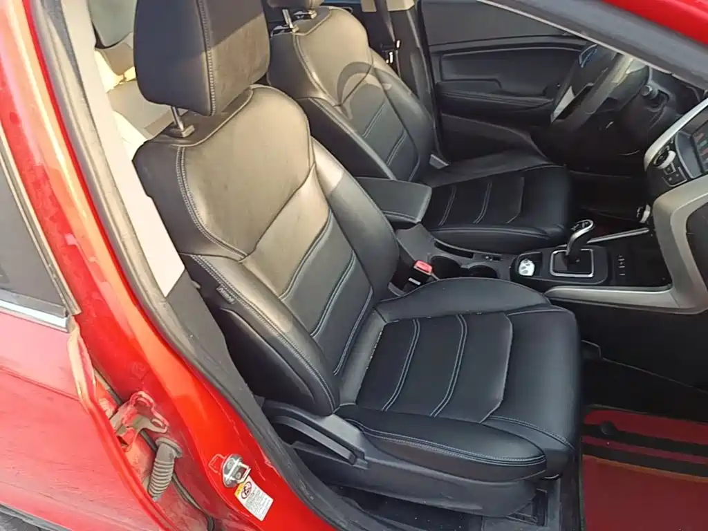 BYD Yuan EV — миниатюра 25