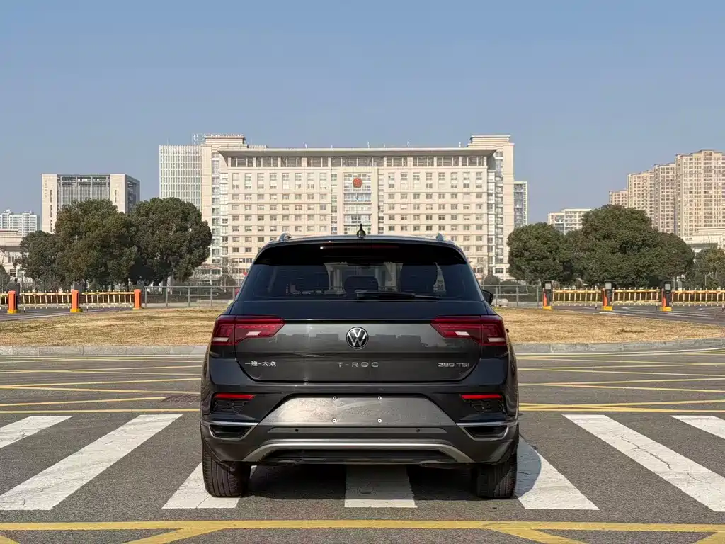 VOLKSWAGEN T ROC EXPLORING SONGS