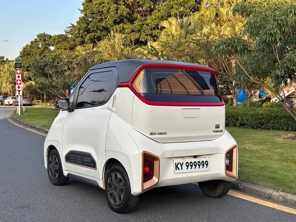 Baojun E200 — миниатюра 5
