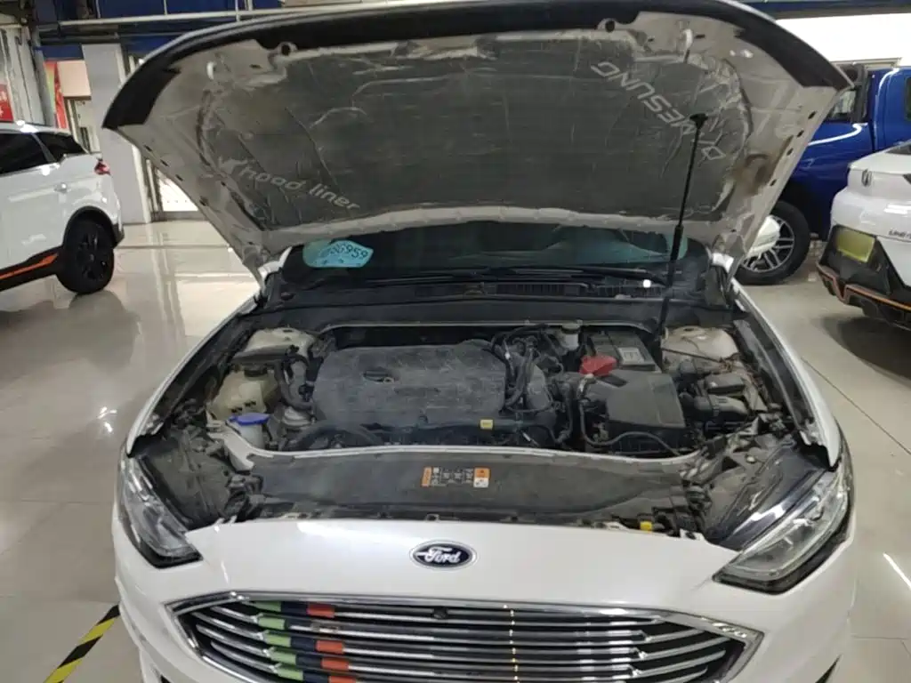 Ford Mondeo — миниатюра 20
