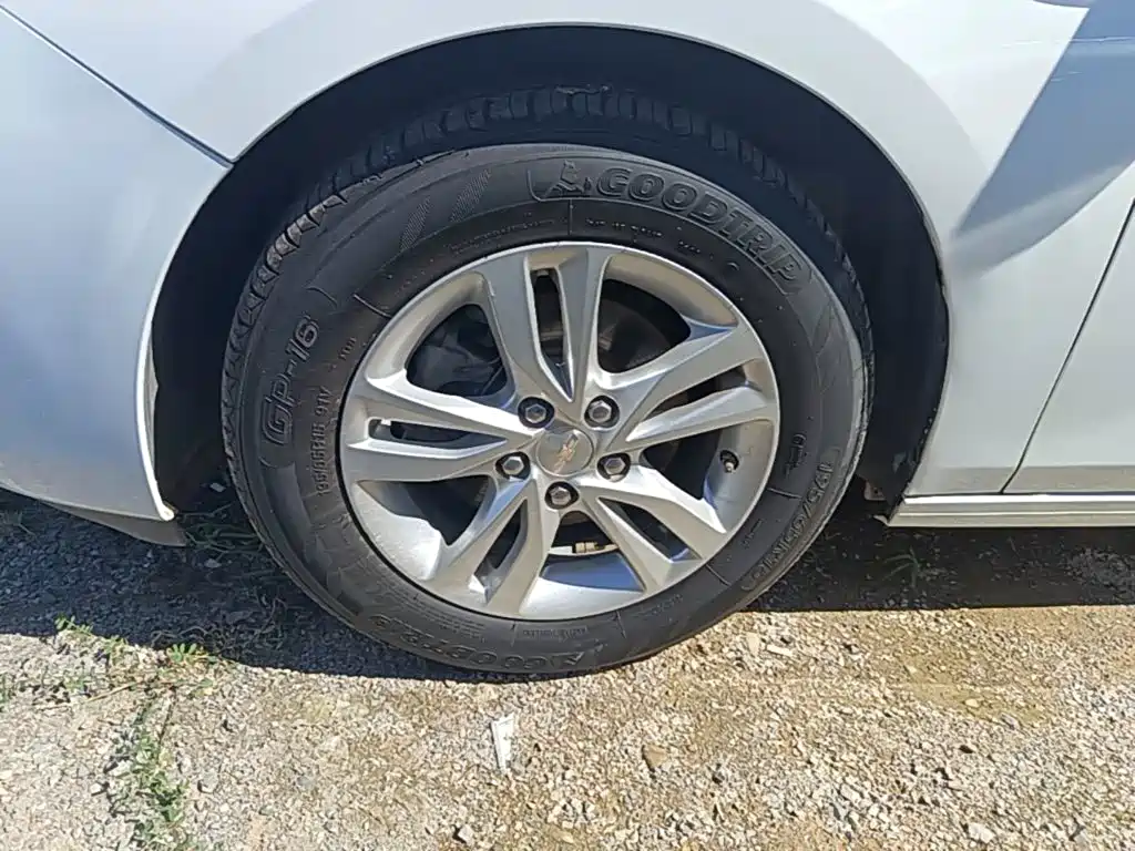 Chevrolet Cavalier — миниатюра 23