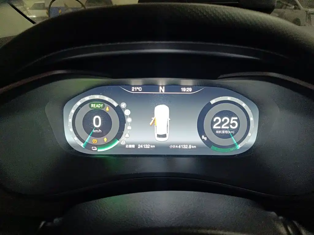 BAIC EU5 — миниатюра 12