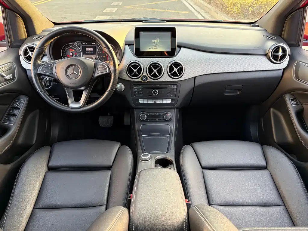 MERCEDES-BENZ B CLASS