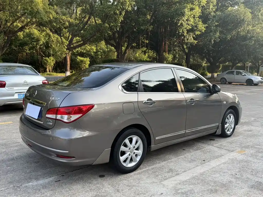 Nissan Sylphy — миниатюра 7