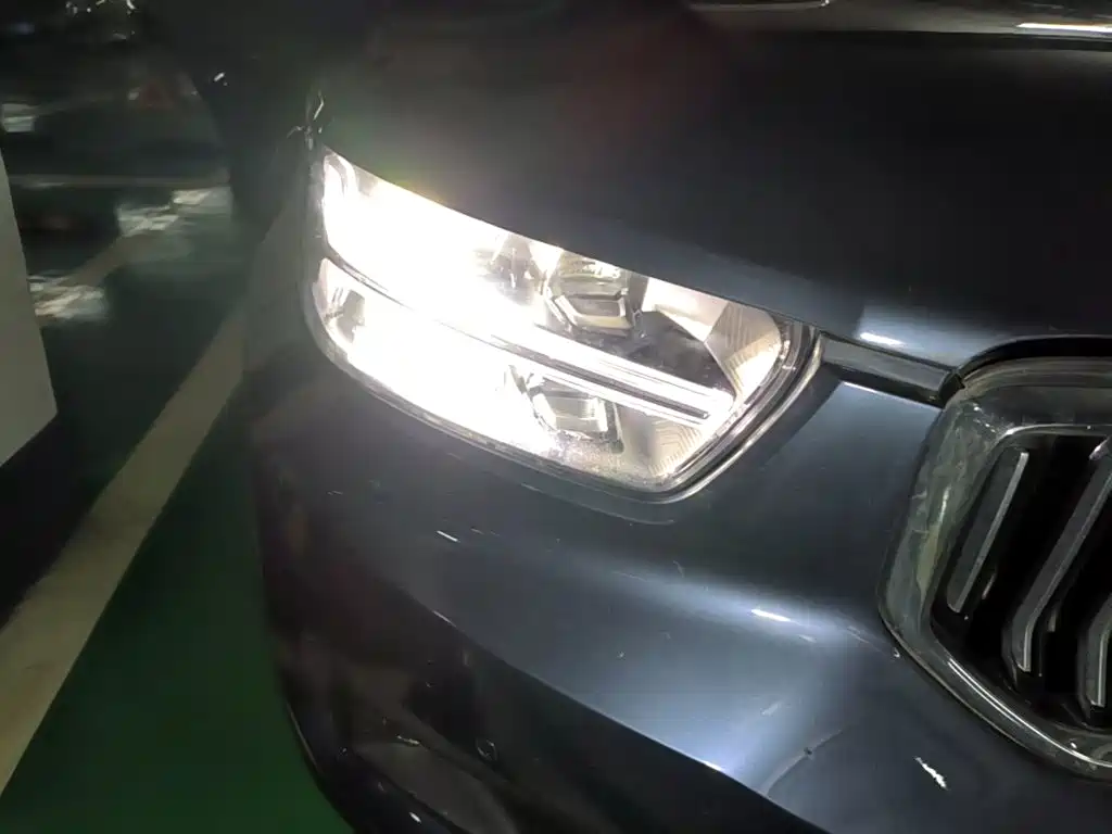 Volvo XC40 — миниатюра 7