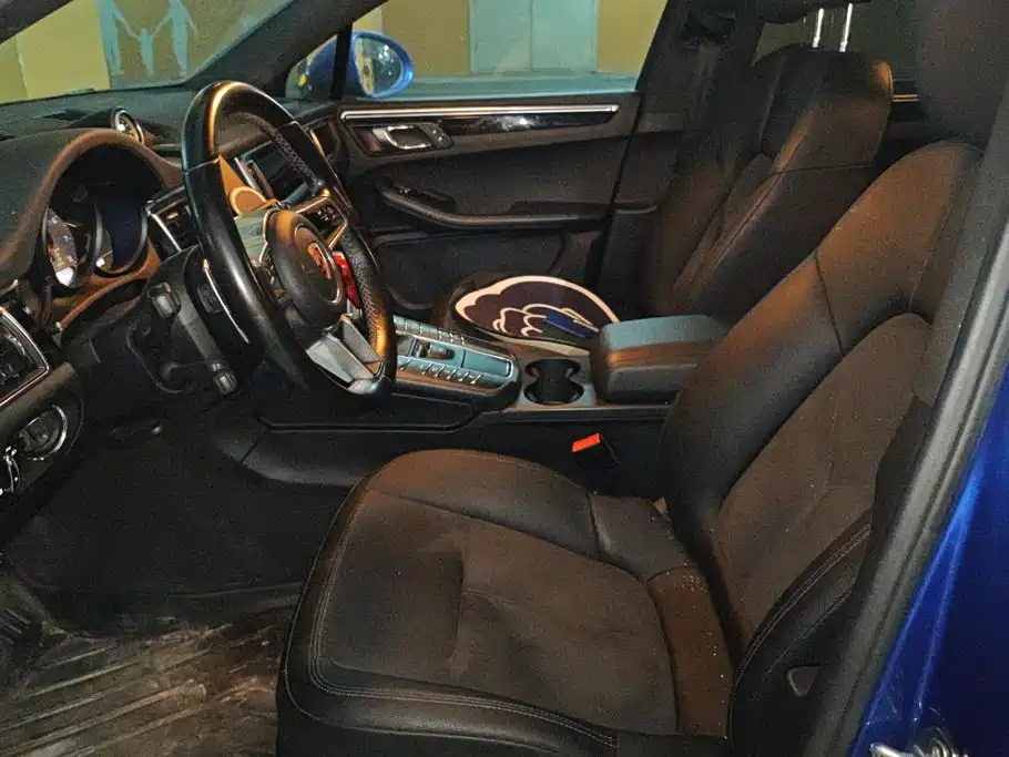 Porsche Macan — миниатюра 9